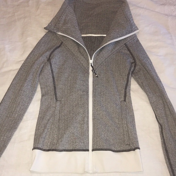 lululemon athletica Jackets & Blazers - Lululemon Be Present Jacket